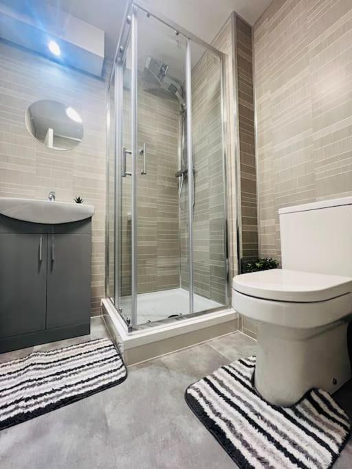 Superb 2 Bedroom Apartment With Free Parking Edinburgh Exterior foto